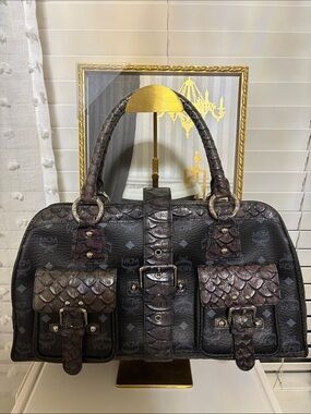 MCM ⭐️Limited Edition⭐️ Ultra Rare Python Duffle Bag